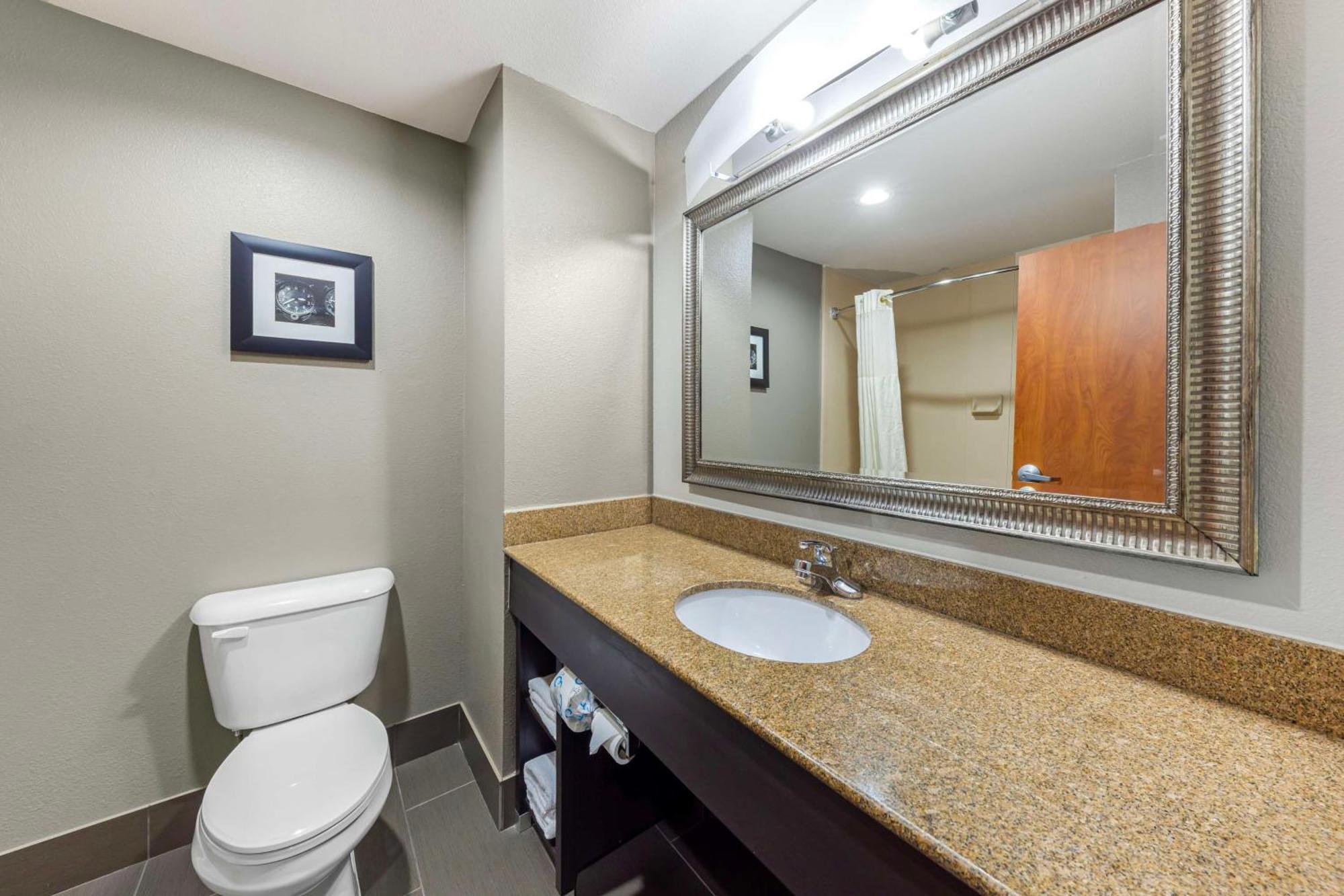 Best Western Plus Midwest City Inn & Suites Exteriér fotografie
