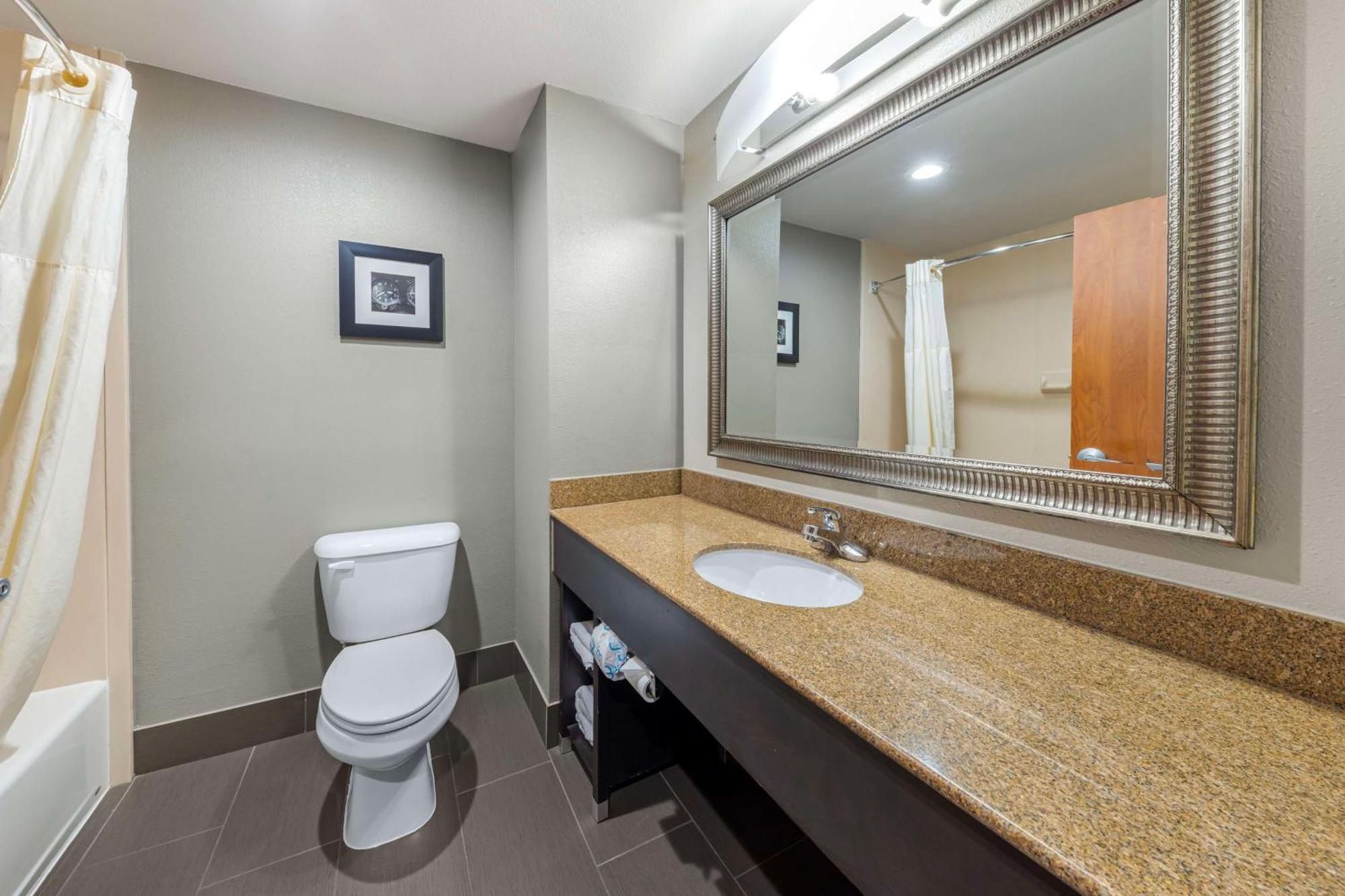 Best Western Plus Midwest City Inn & Suites Exteriér fotografie