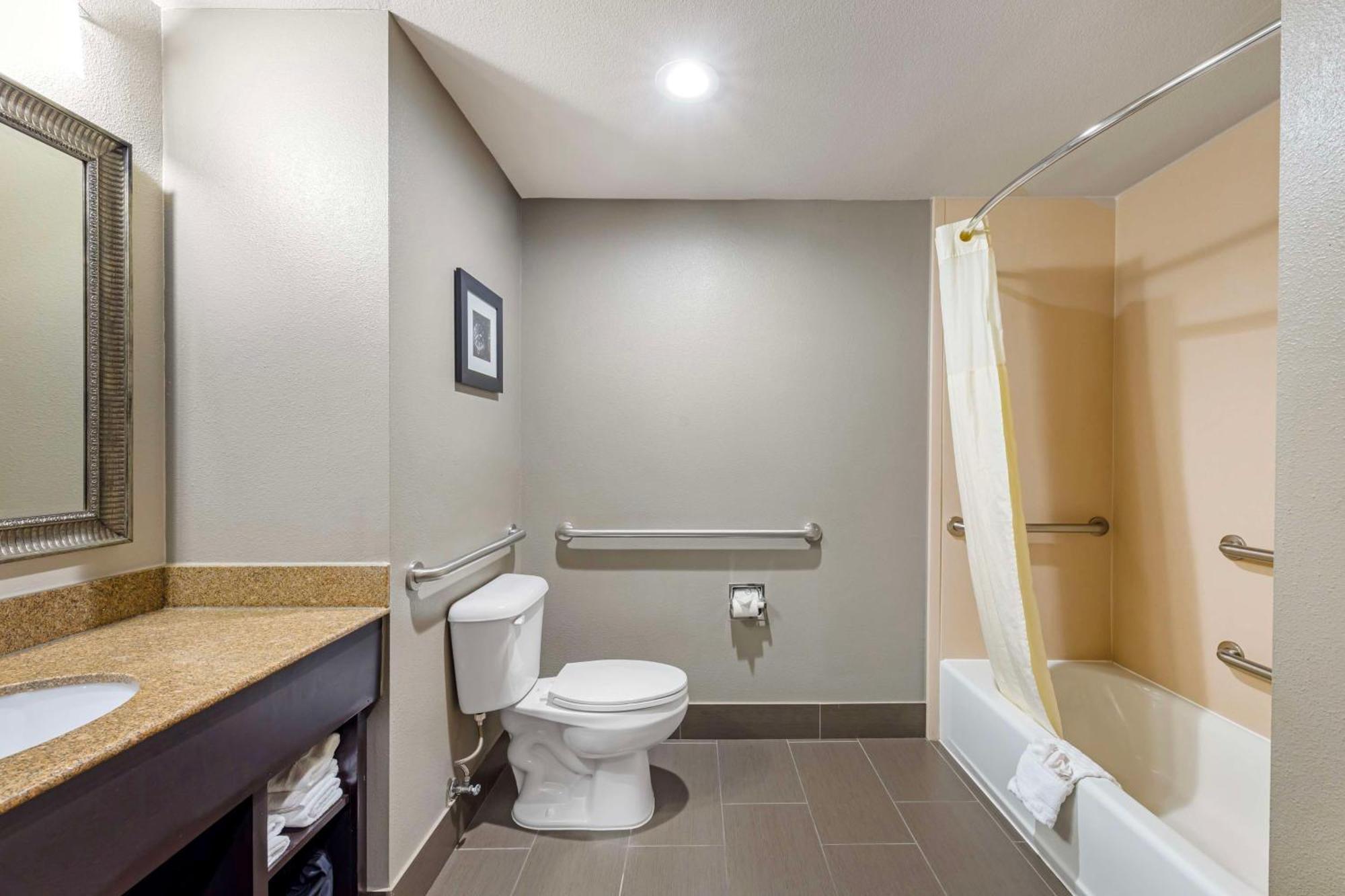 Best Western Plus Midwest City Inn & Suites Exteriér fotografie